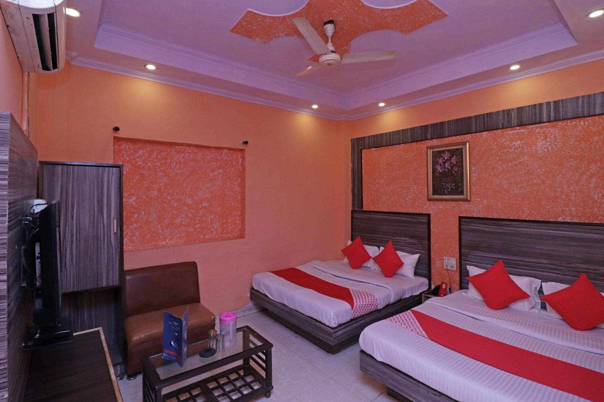 Hotel O Parkash Dx New Delhi